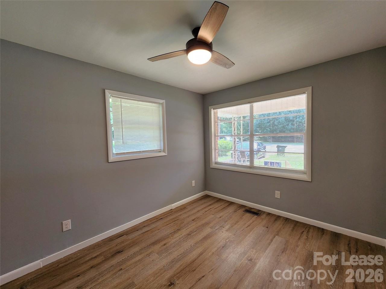 210 N Salisbury Ave - Photo 7 of 16