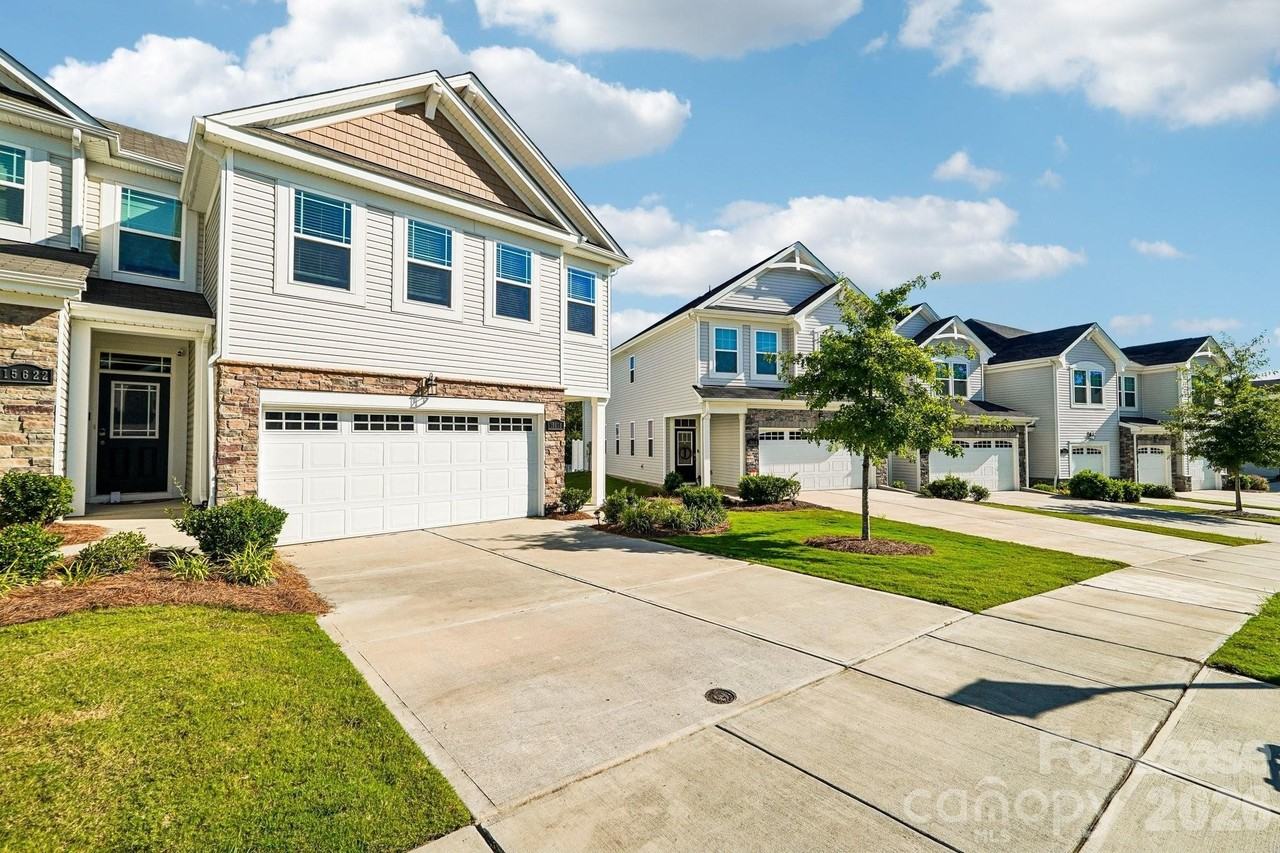 15618 Little Bluestem St - Photo 6 of 45