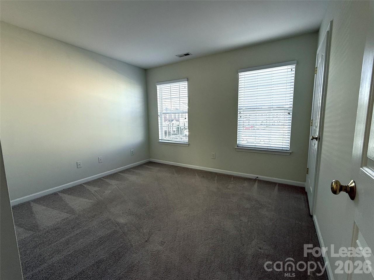 7549 Bluff Point Ln - Photo 6 of 16