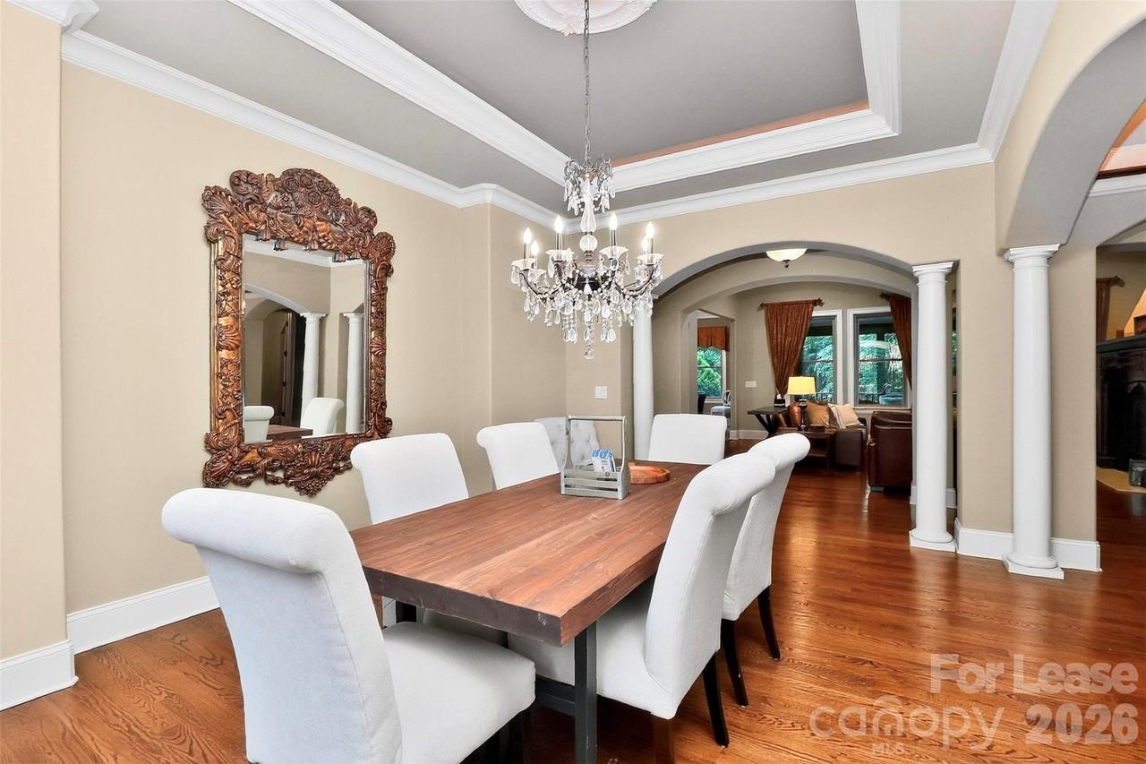 6031 Greystone Dr - Photo 6 of 41