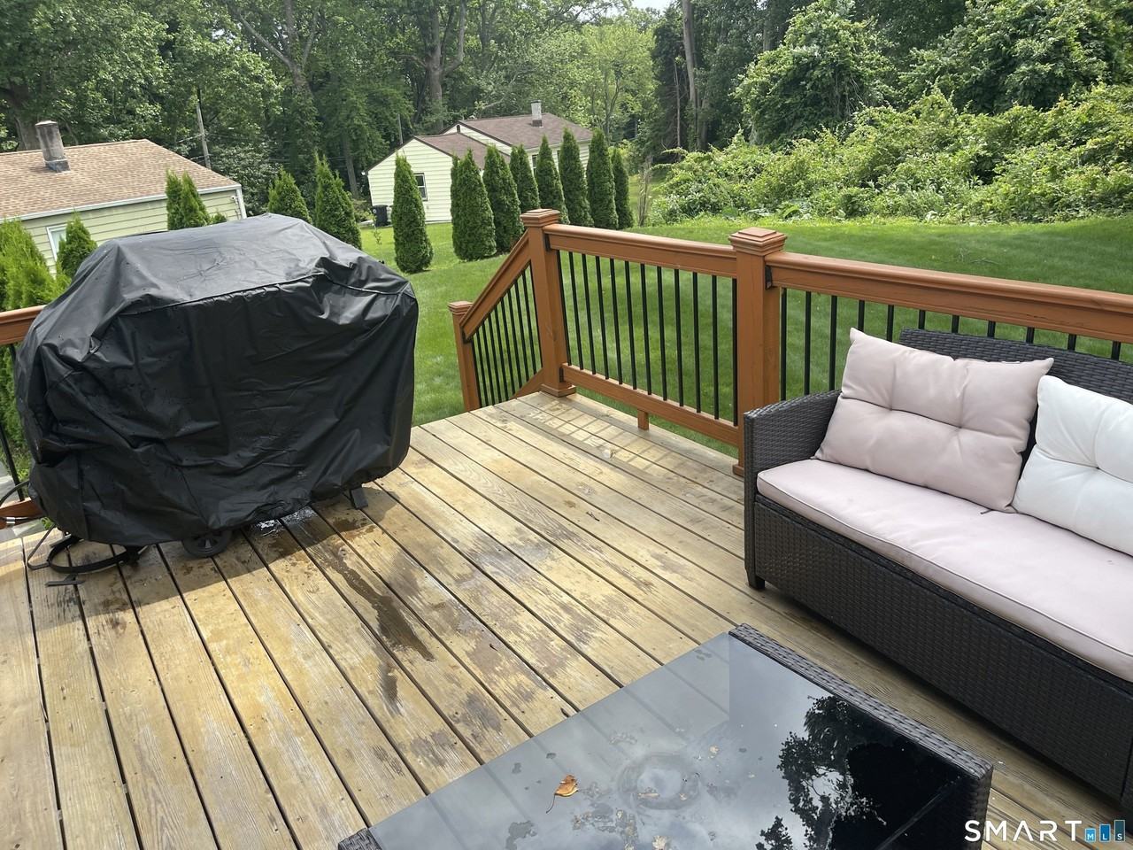88 Yale Ave - Photo 7 of 36