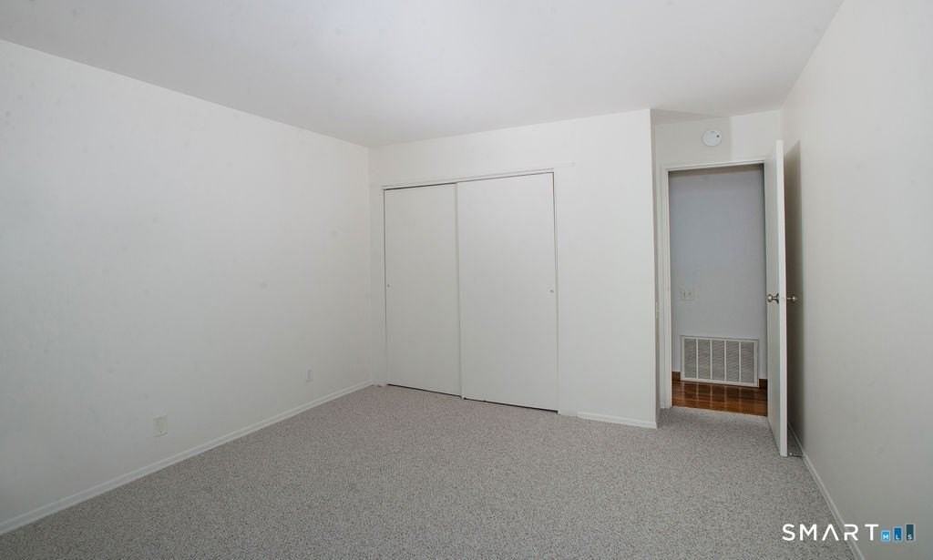 68 Lawson Ln #68 - Photo 7 of 11