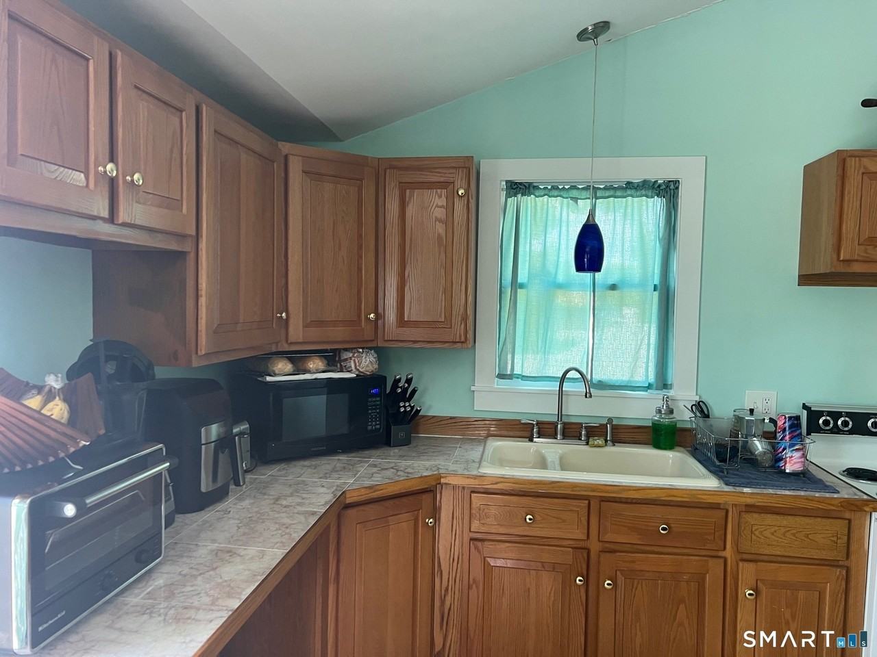 27B Ferry Rd - Photo 6 of 14