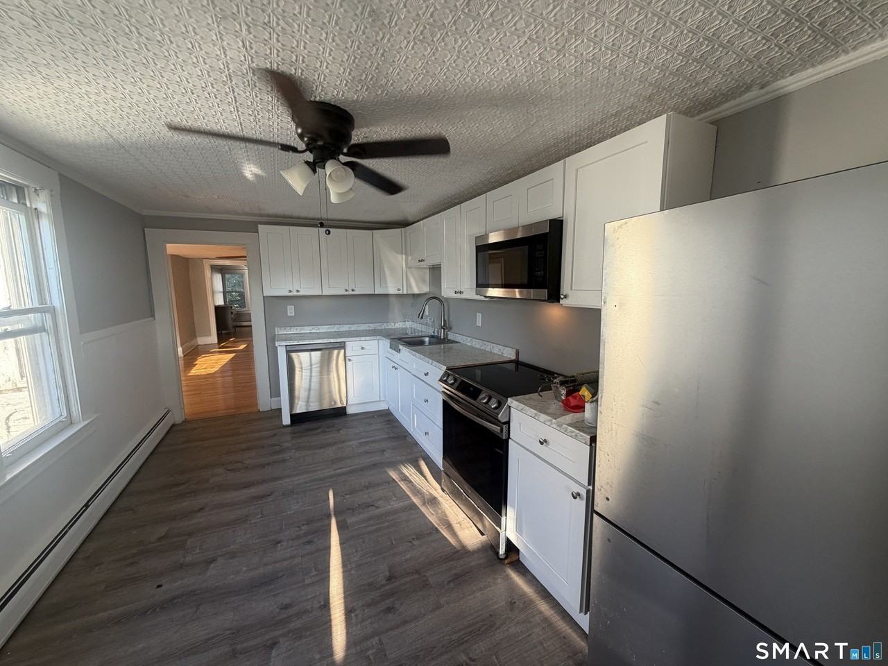 400 Main St #2ndFL - Photo 3 of 10
