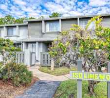 featured image of 150 Limewood Pl #2