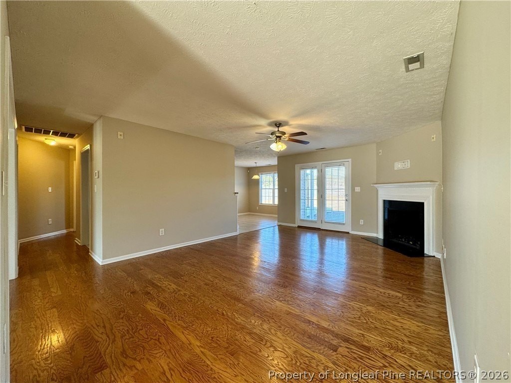 114 Edisto Ct - Photo 3 of 21