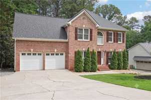 featured image of 2125 Melrose Trce