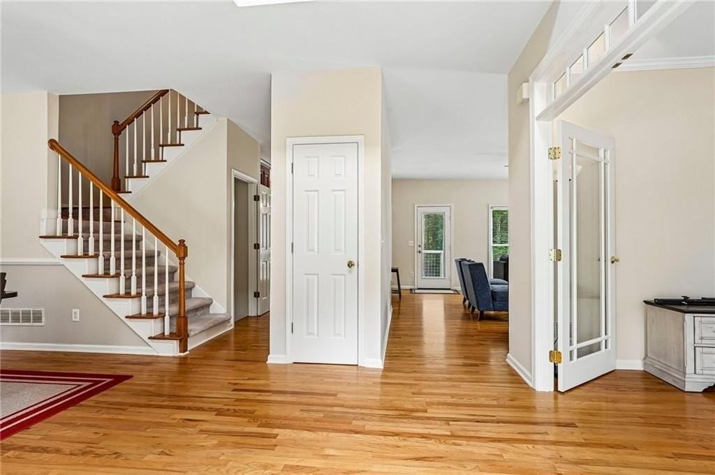 2125 Melrose Trce - Photo 4 of 50