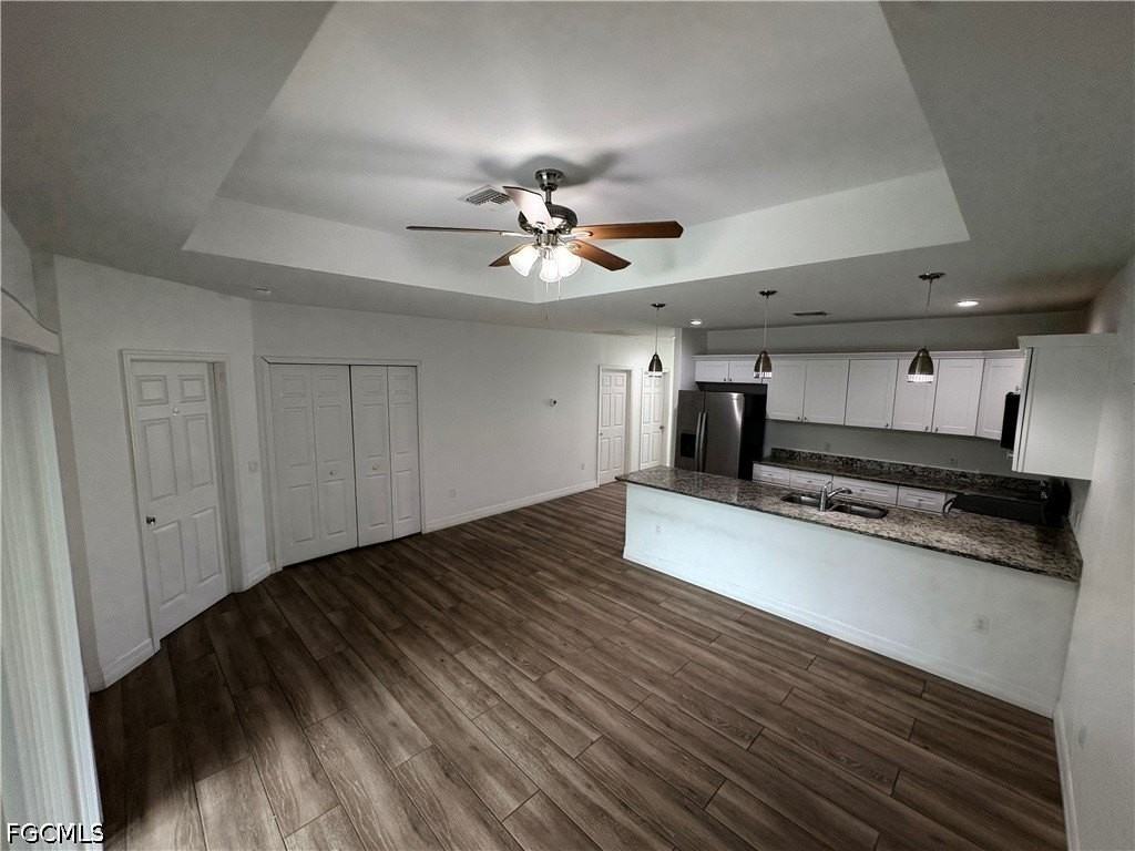 1104 Ichabod Ave - Photo 2 of 13