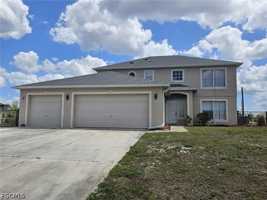 featured image of 2412 King Ave N