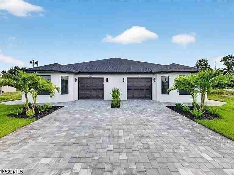 4688 Golfview Blvd