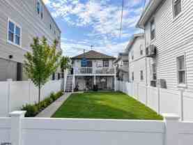 9614 Monmouth Ave - Photo 1 of 1