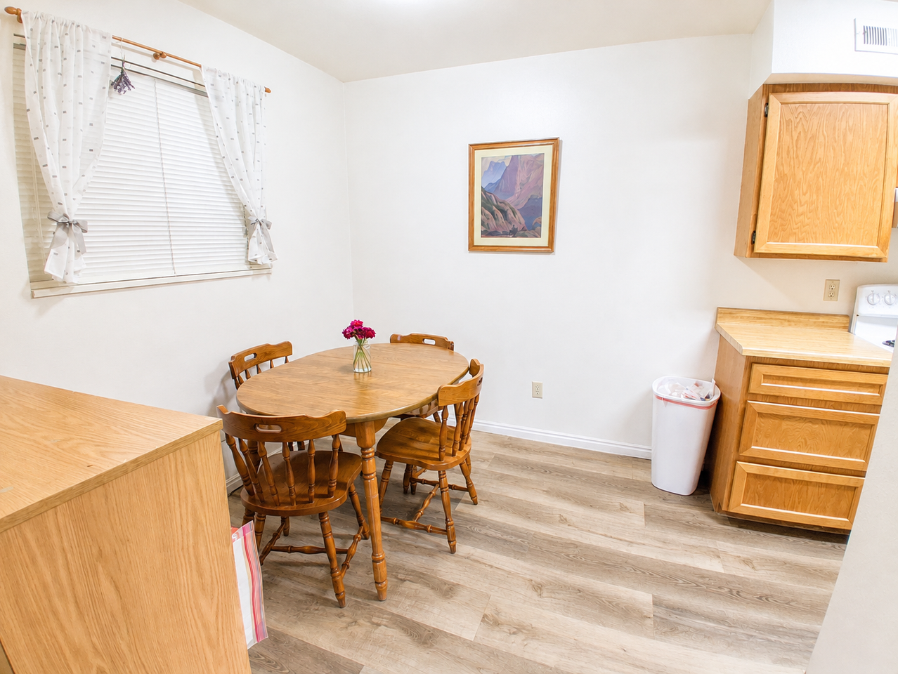 659 N 700 E - Photo 4 of 11