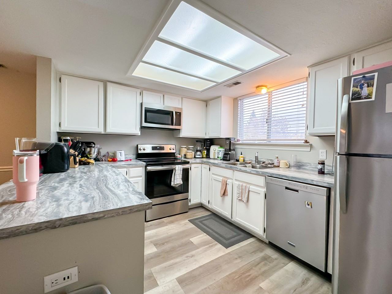 665 N 100 E - Photo 5 of 29