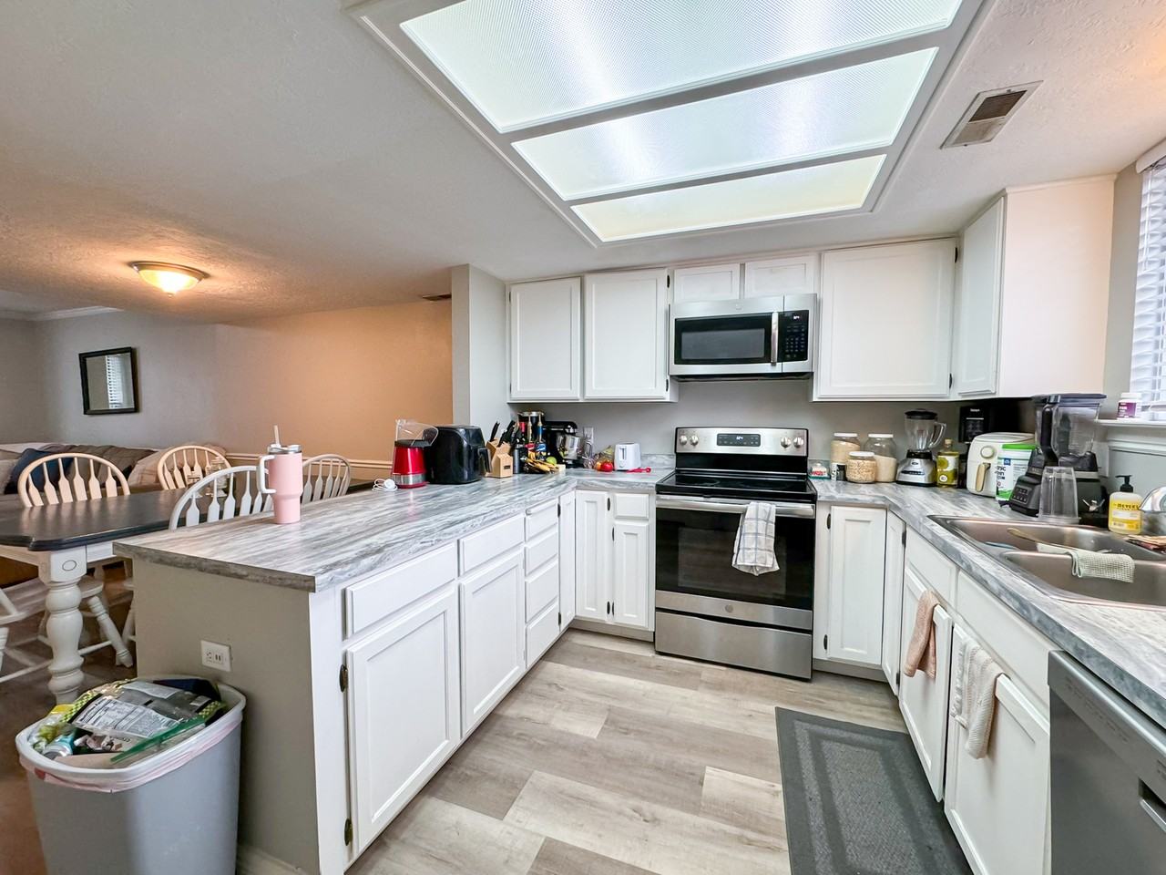 665 N 100 E - Photo 6 of 29