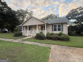 47B Ensign Rd - Photo 1 of 1