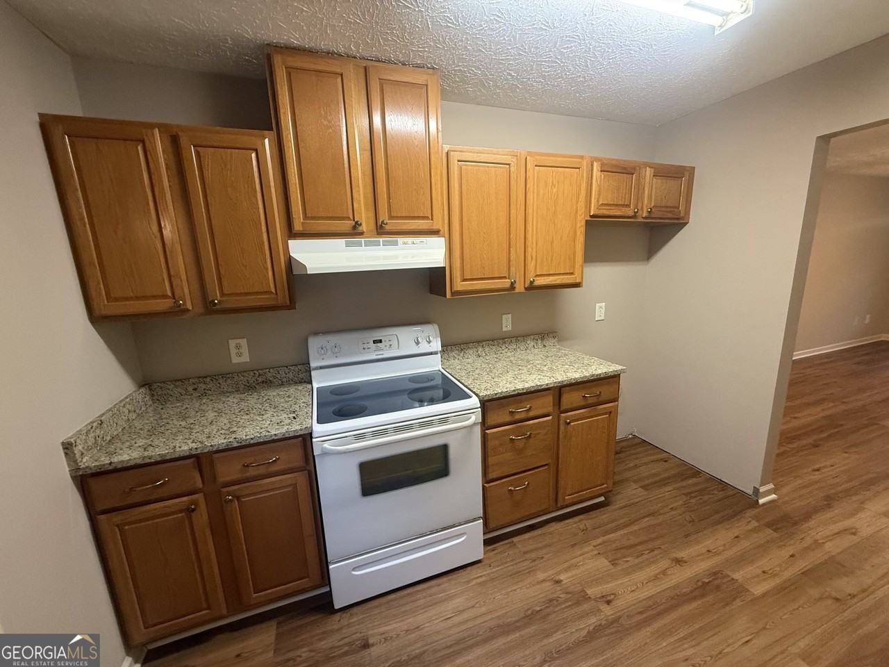 47B Ensign Rd - Photo 3 of 7