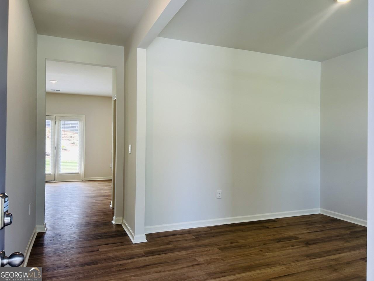 112 Glenrise Dr - Photo 5 of 45