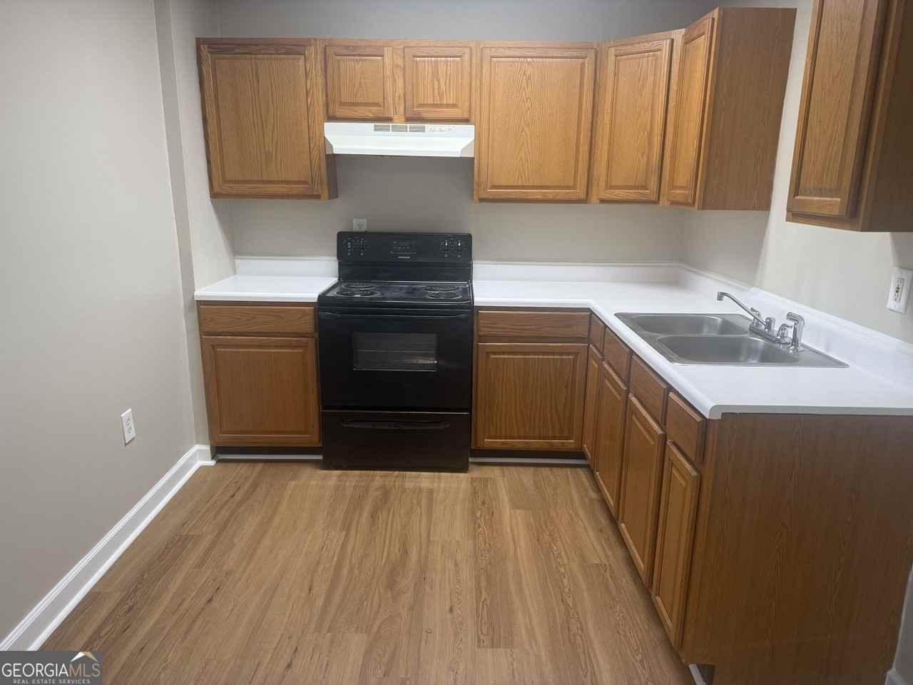235 Turner St #D - Photo 2 of 14