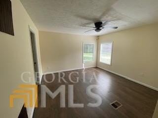 820 City Pond Rd - Photo 7 of 12