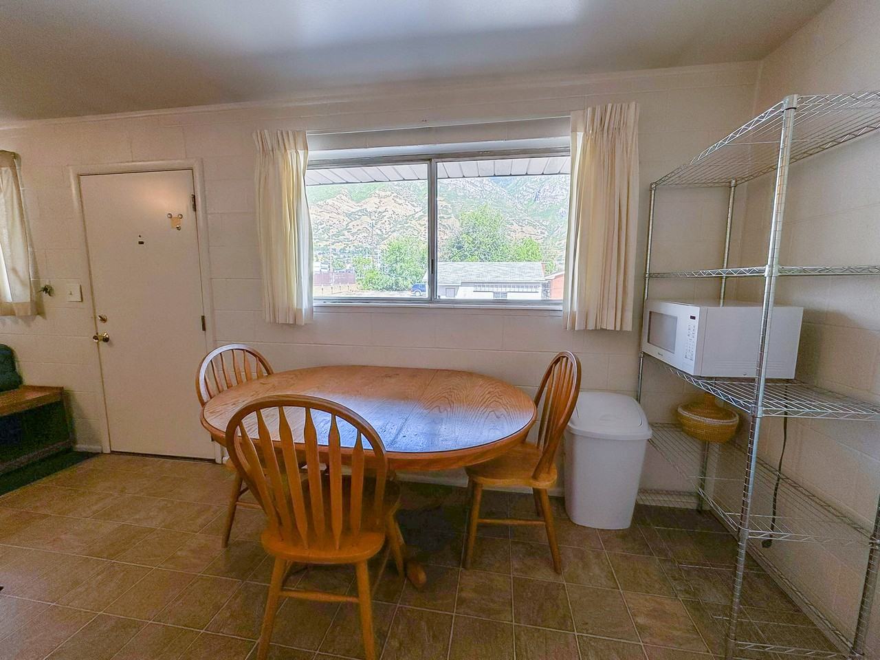 813 E 820 N #1SHARED1 - Photo 5 of 28