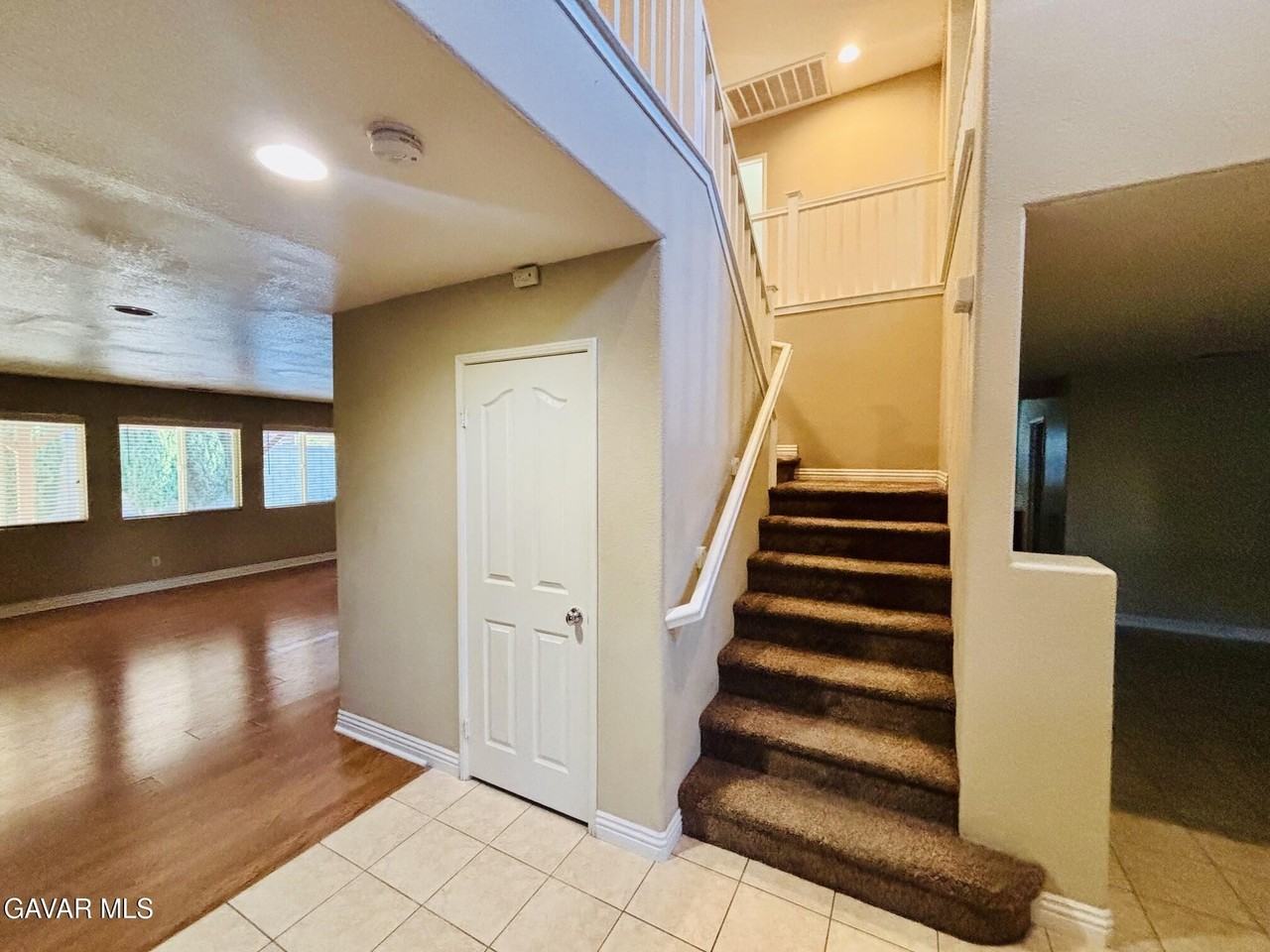 2064 W Avenue K6 - Photo 6 of 46