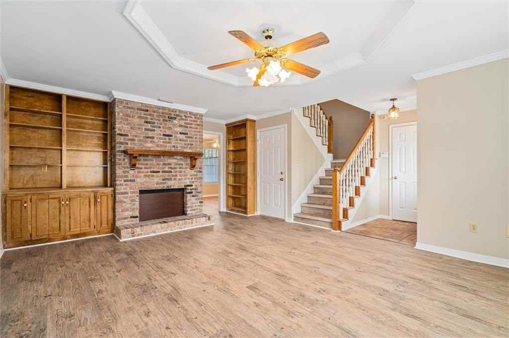 270 Hillcrest Rd #401 - Photo 3 of 25