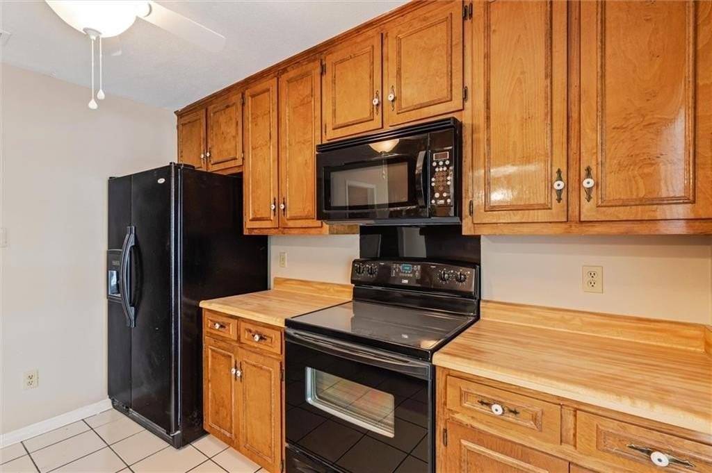 270 Hillcrest Rd #401 - Photo 7 of 25