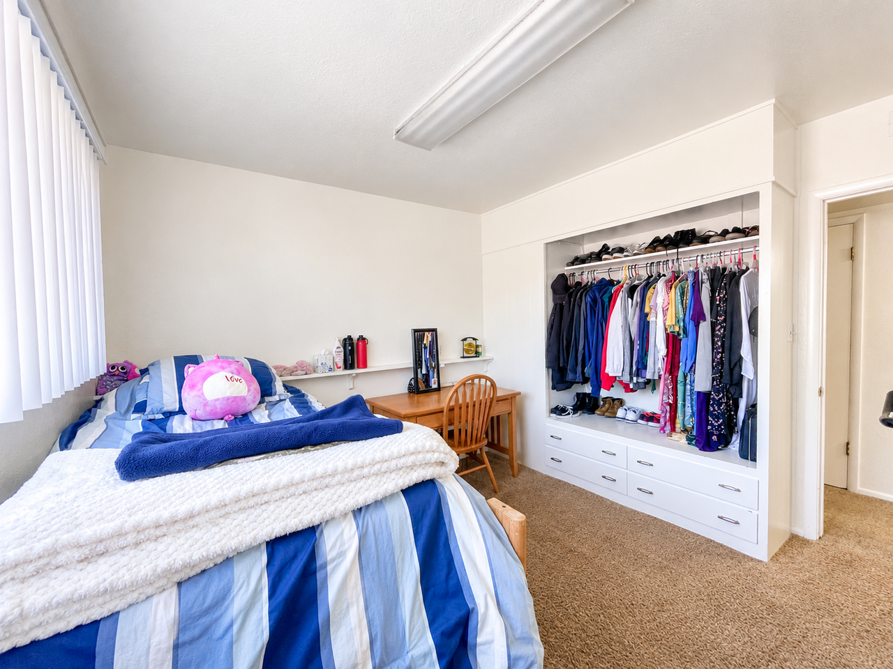 830 N 100 W #01SHARED1 - Photo 3 of 10