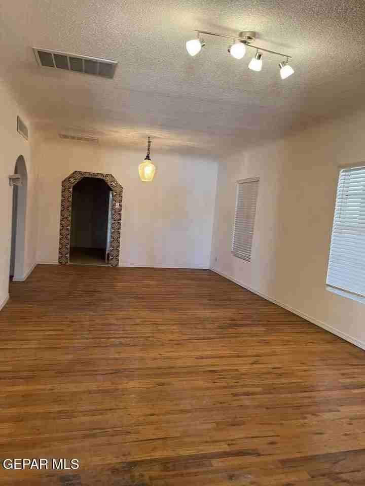 3728 Fillmore Ave #A - Photo 2 of 8