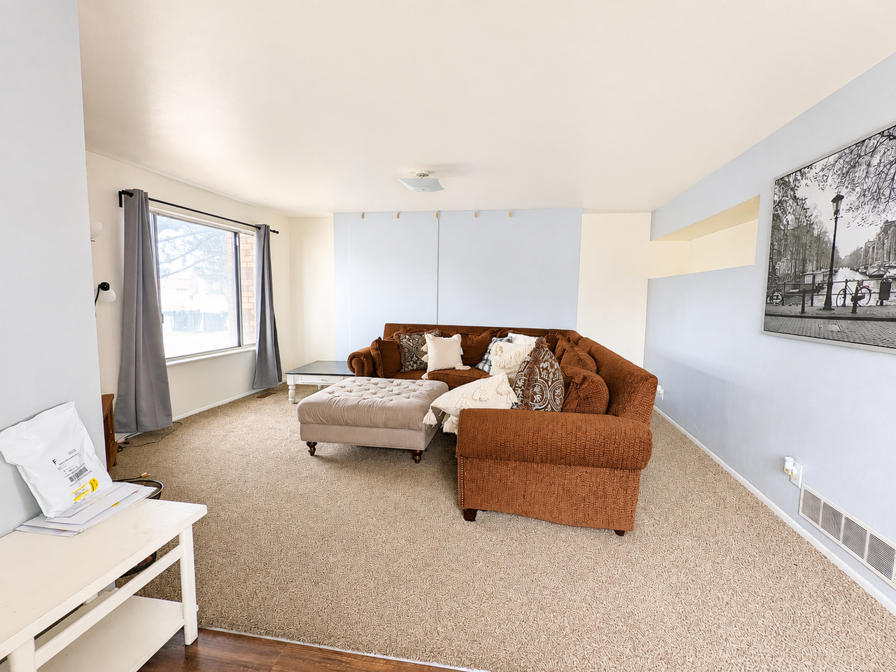 1726 N 550 W - Photo 3 of 12