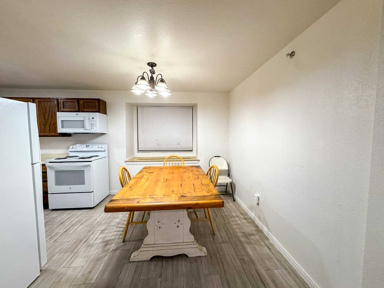 728 W 1720 N - Photo 6 of 29
