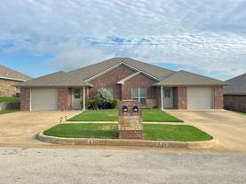 328 Princess Pl - Photo 1 of 1