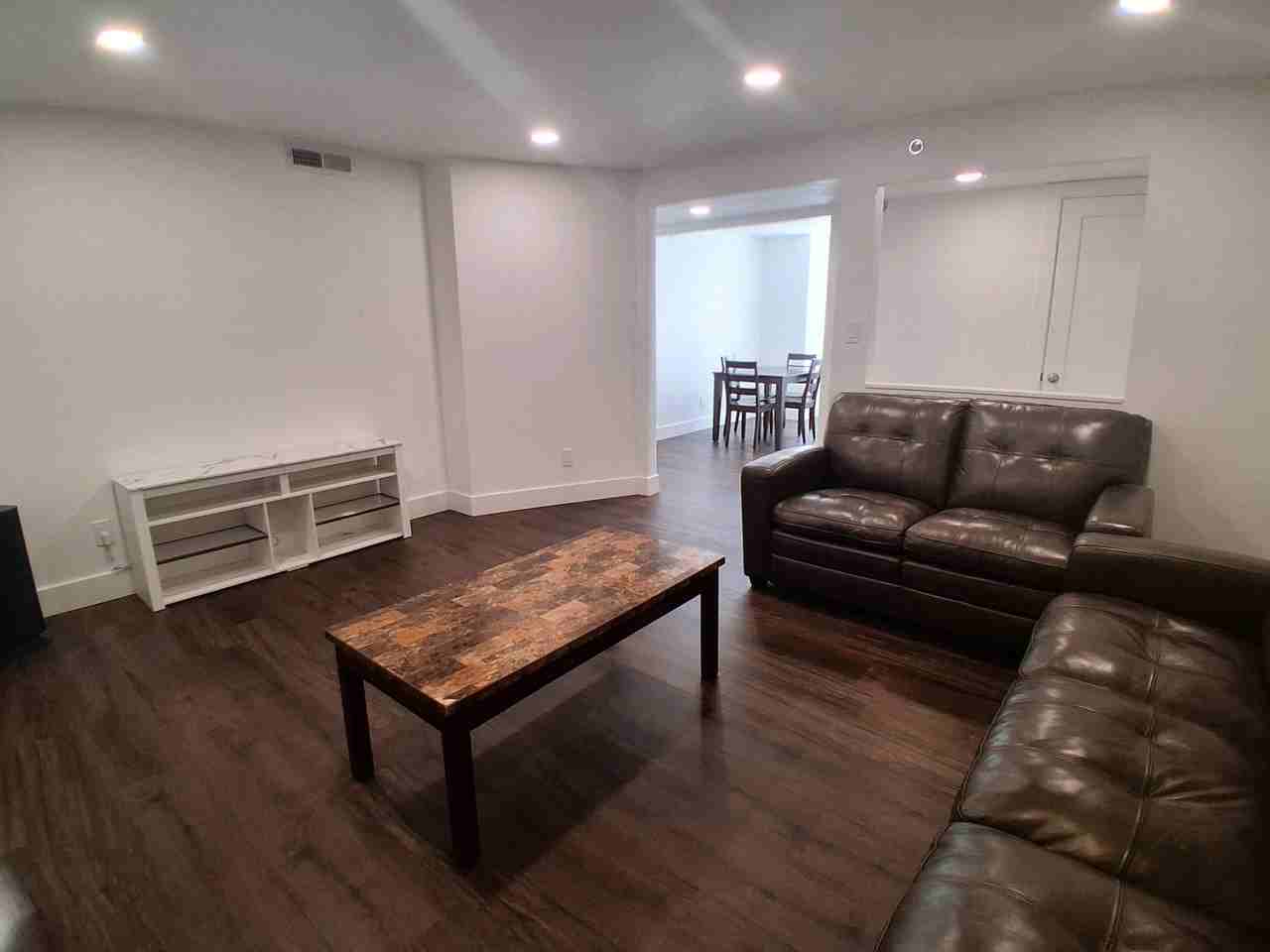 724 W 1720 N - Photo 6 of 35