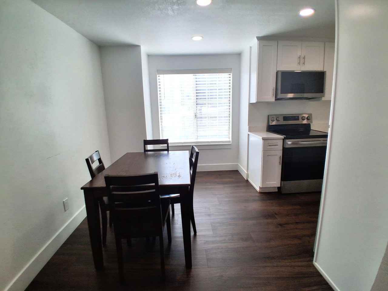 724 W 1720 N - Photo 7 of 35