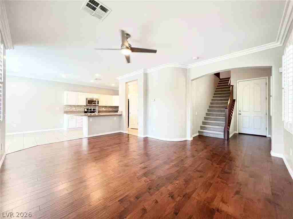 11241 Lompoc Ct - Photo 3 of 29