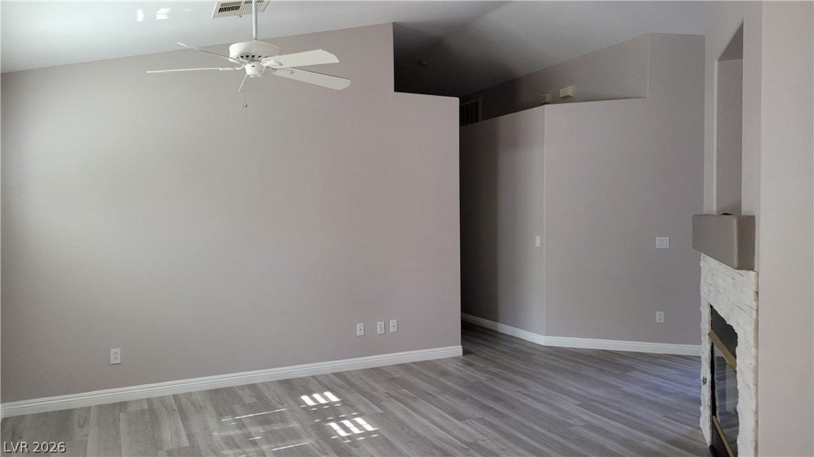 1147 Light Sky Ave - Photo 4 of 21