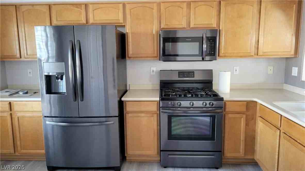1147 Light Sky Ave - Photo 5 of 21