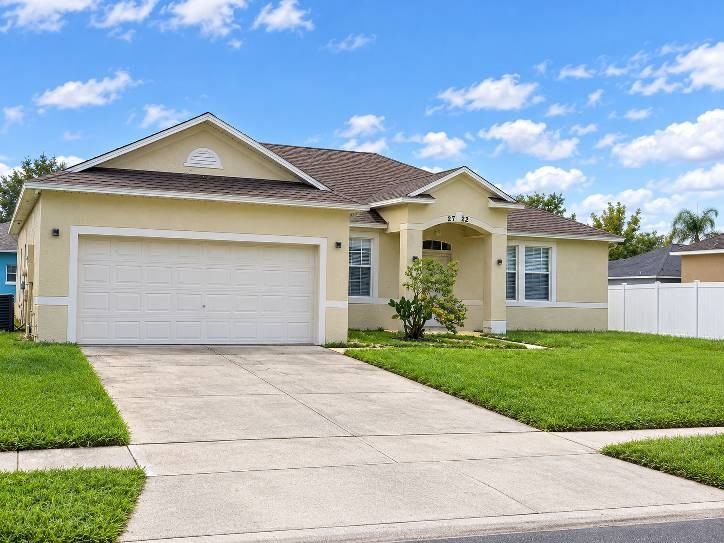 2723 Woodstream Cir #1