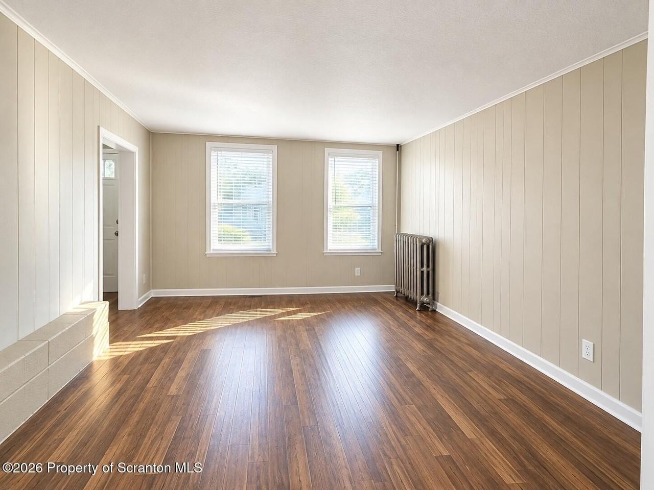 28 E Columbus Ave #LEFT - Photo 2 of 11