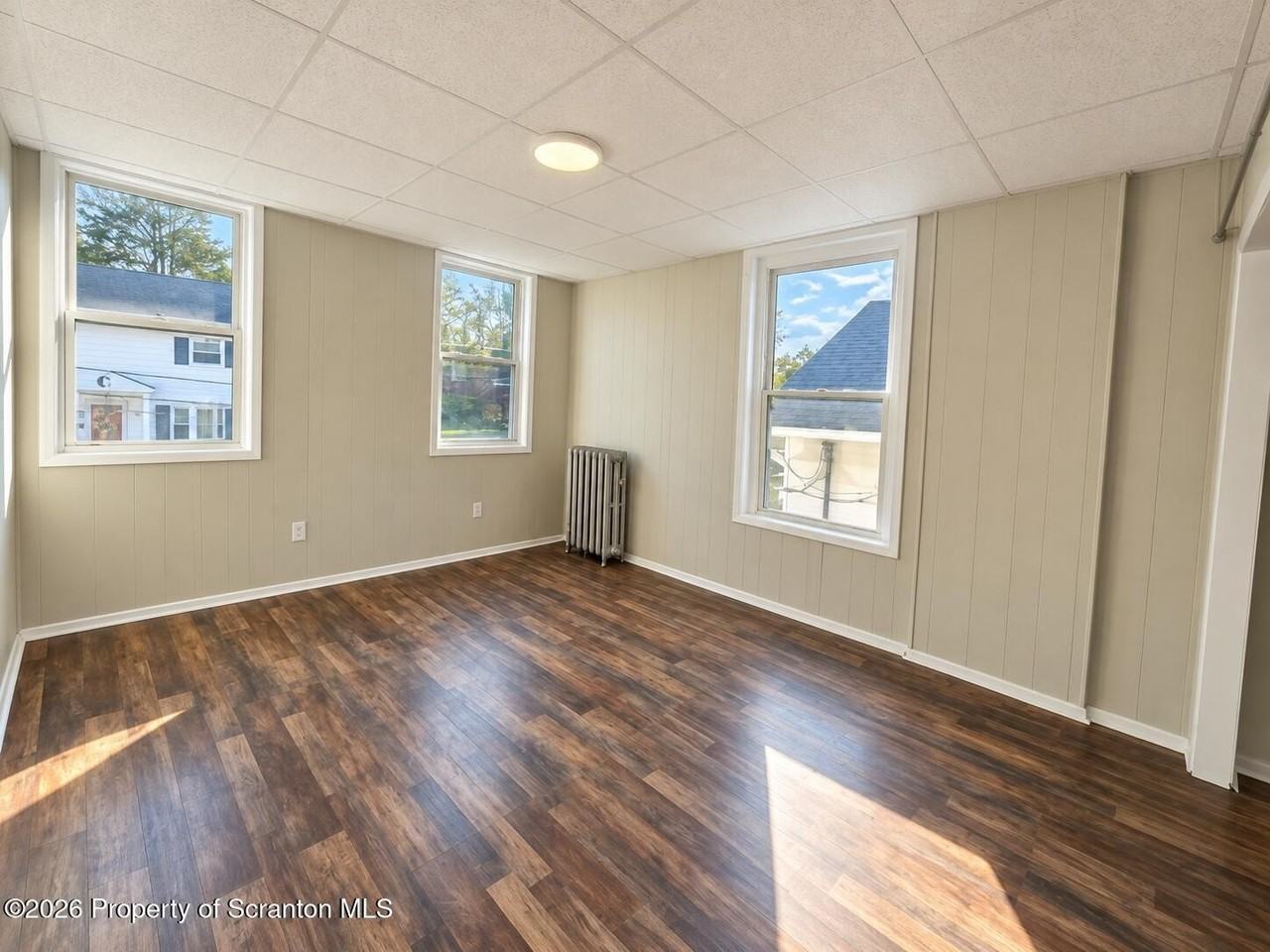 28 E Columbus Ave #LEFT - Photo 7 of 11