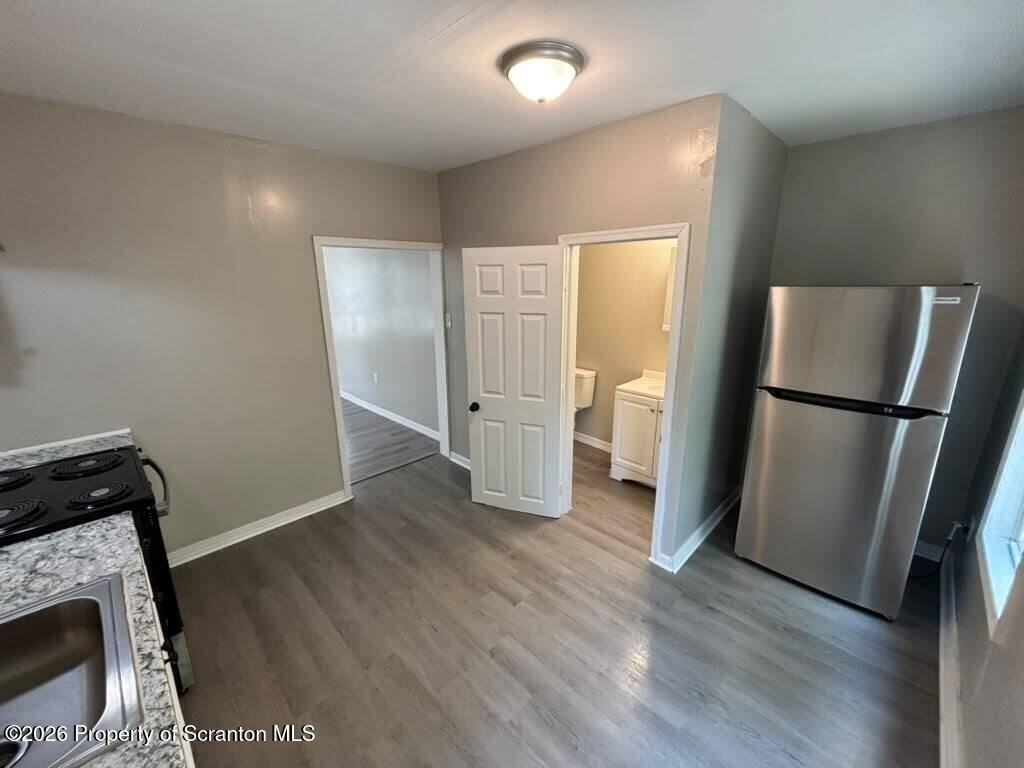 13 Amity Ct #F - Photo 5 of 24