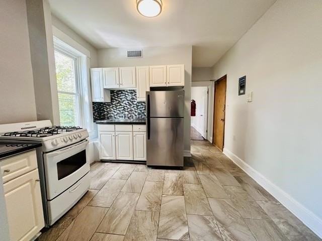 265 Avenue B #4 - Photo 3 of 13