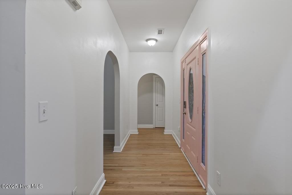 118 Shellbank Dr - Photo 3 of 36