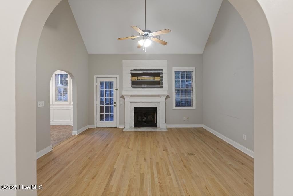 118 Shellbank Dr - Photo 4 of 36