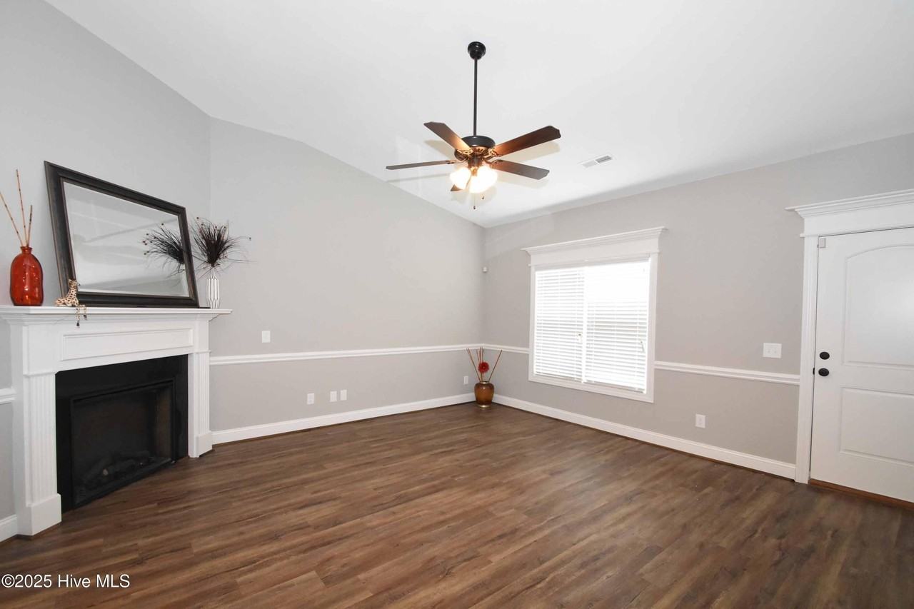 2248 Sweet Bay Dr #A - Photo 3 of 41