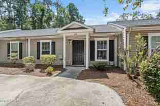 2242 Bridgeton Rd - Photo 1 of 1