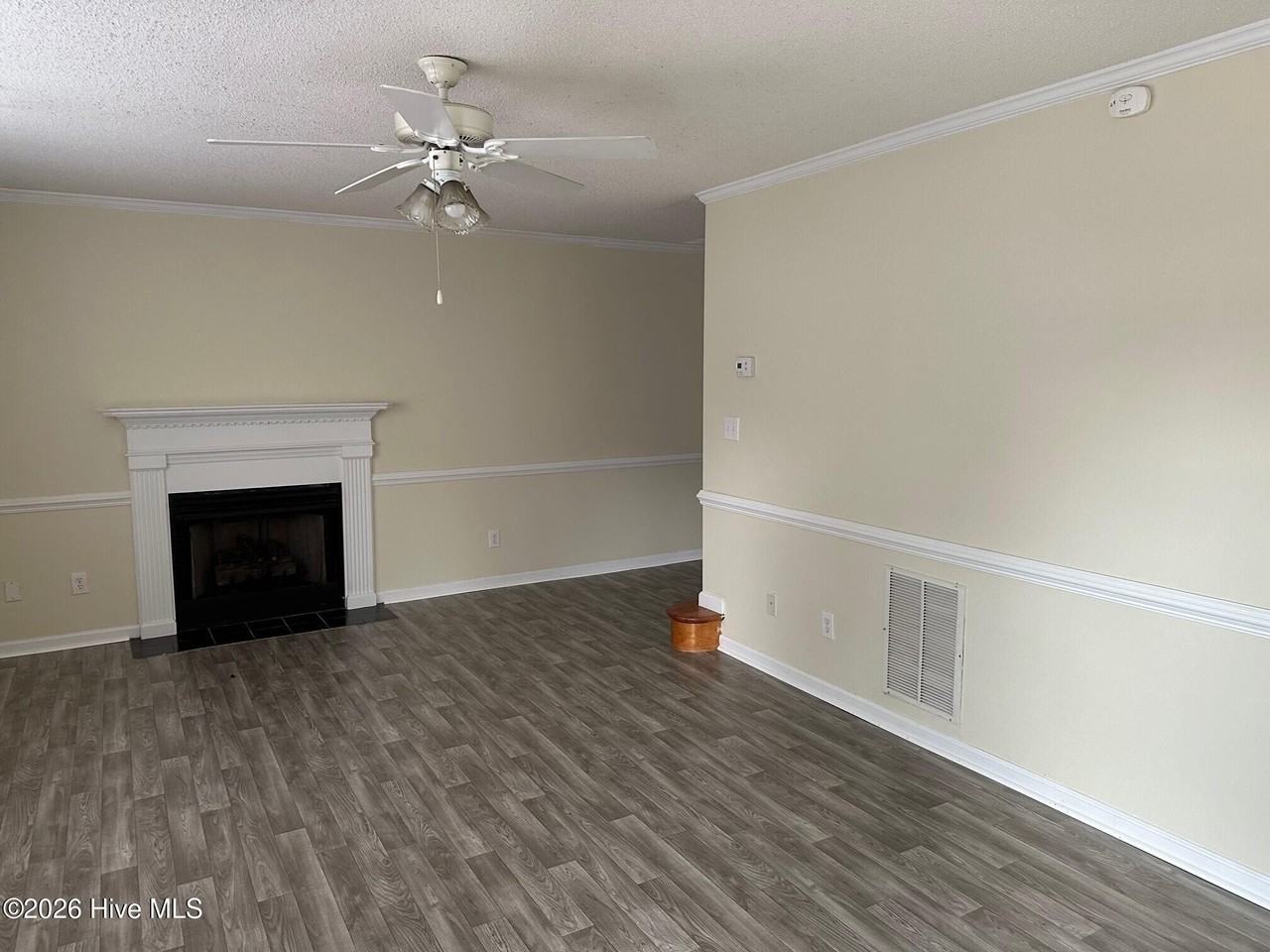 3939 Sterling Pointe Dr #SSS1 - Photo 2 of 13