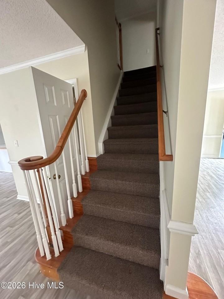 3939 Sterling Pointe Dr #SSS1 - Photo 6 of 13