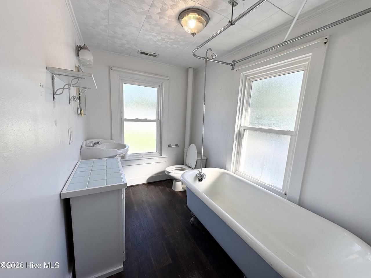 800 2nd St - Photo 7 of 13